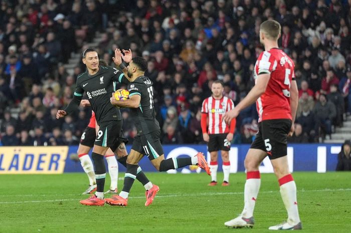 Chủ nhà Liverpool xóa bỏ lời nguyền Real Madrid