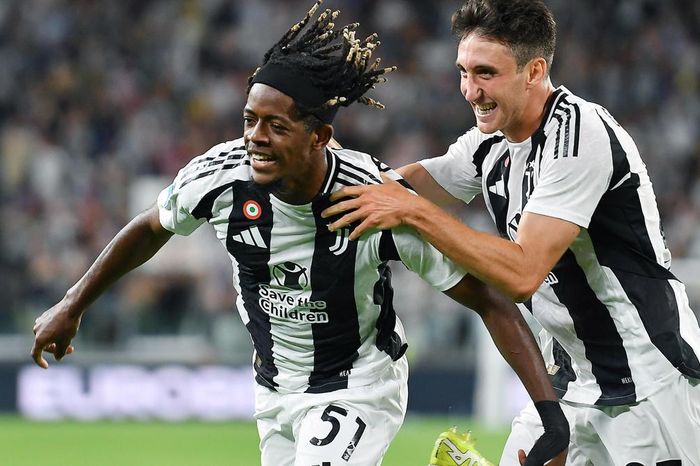 Aston Villa không thể làm khó Juventus ở UEFA Champions League