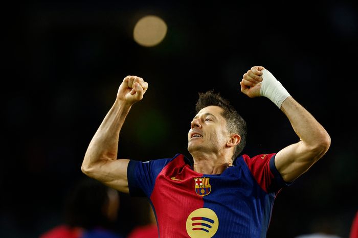 Đêm lịch sử của Lewandowski