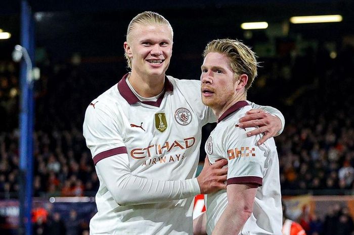 Chi tiêu mạnh tay, Man City thách thức Premier League?