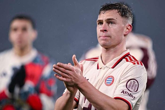 Kimmich: 'Bayern Munich không giống đội bóng lớn'