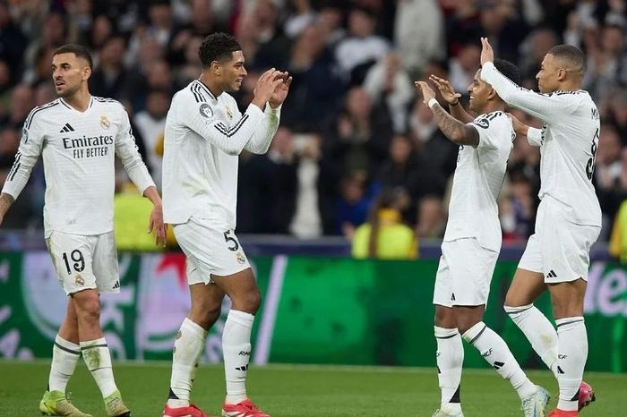 Real Madrid sáng cửa đi tiếp ở Champions League