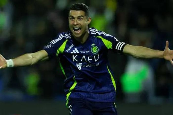 Ronaldo lập cú đúp giúp Al Nassr giành trọn 3 điểm