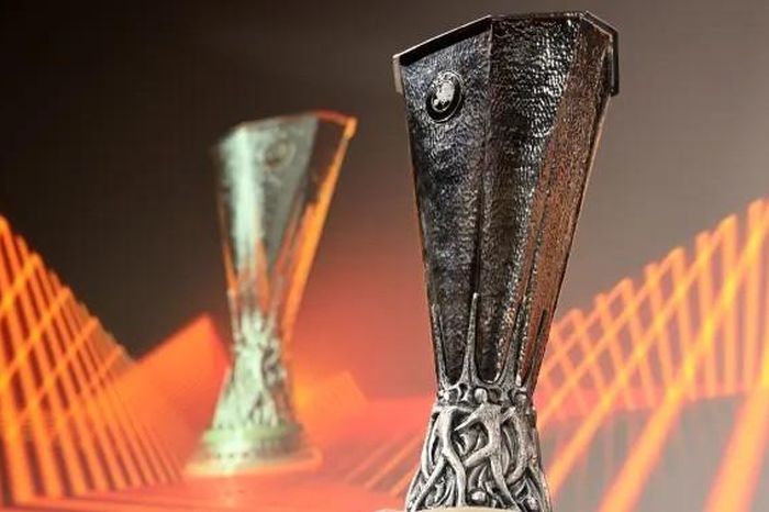 BXH Europa League 2024/25 mới nhất: MU vào top 4, rộng cửa đi tiếp