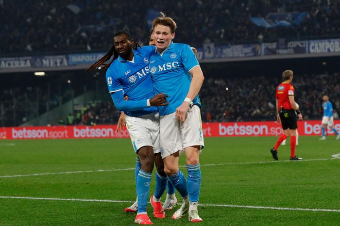 McTominay thăng hoa