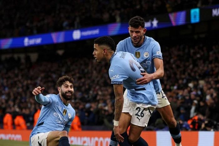 Vừa lách qua khe cửa hẹp, Man City gặp ngay 'ác mộng' ở Champions League