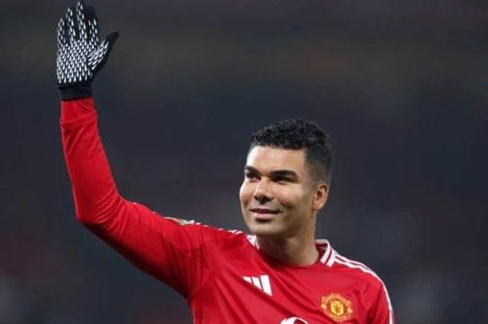 Man United thanh lý Casemiro, HLV Ruben Amorim kích hoạt bom tấn trong 48h tới?