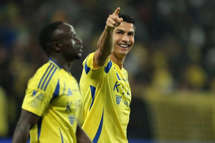 Tham vọng không tưởng của Al Nassr để chiều lòng Ronaldo