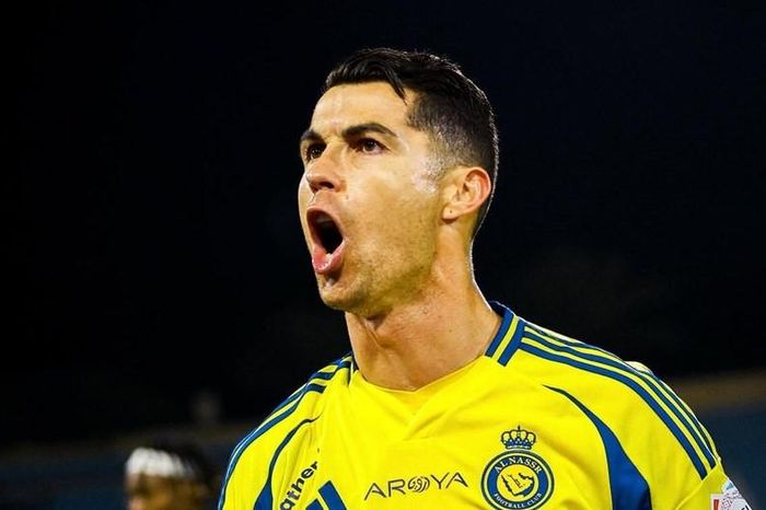 Ronaldo chói sáng, Al Nassr thổi lửa vào cuộc đua vô địch