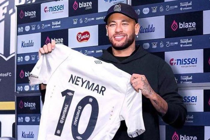 Mức lương thấp không tưởng của Neymar khi trở về Brazil