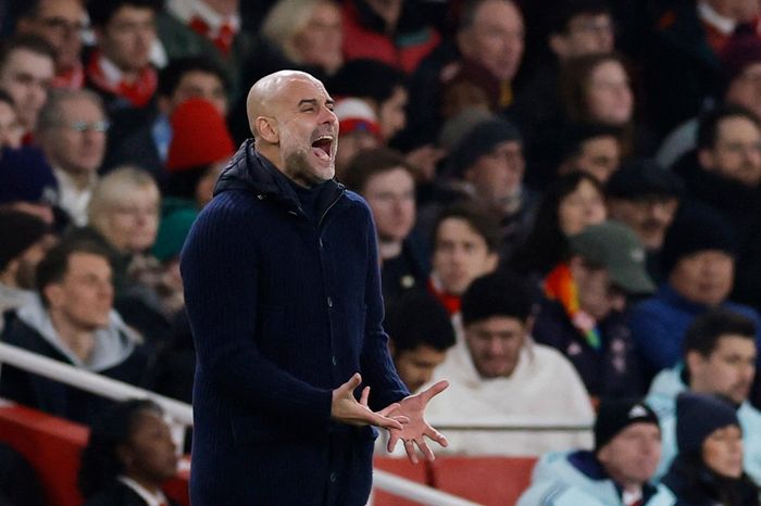 Sai lầm của Guardiola khiến Man City sụp đổ