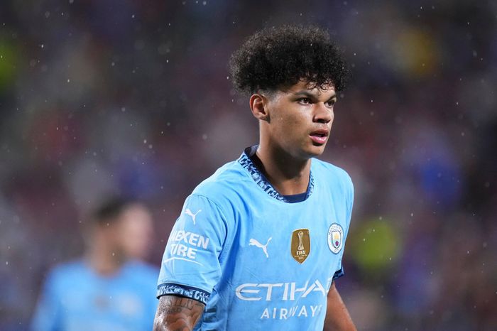 Man City ra yêu sách hiếm có về chuyển nhượng