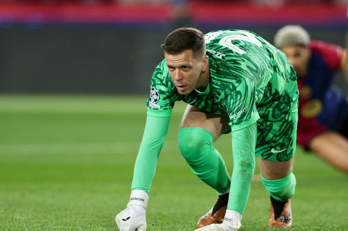 Szczesny không phải kẻ hết thời