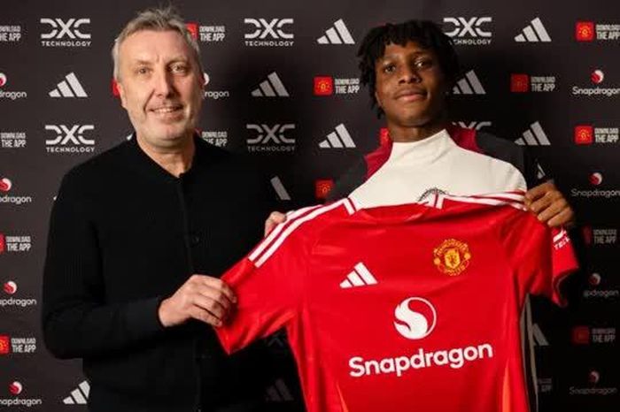 Patrick Dorgu chính thức cập bến Old Trafford, Man Utd lập tức chiêu mộ bom tấn thứ 2 thay Rashford?