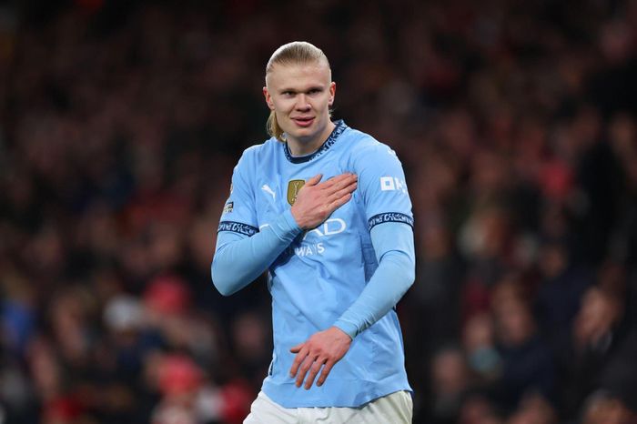 Man City thảm bại khó tin, Haaland vẫn 'cười đểu' khiêu khích Arsenal