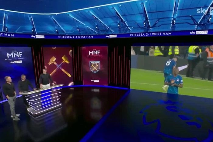 Khoảnh khắc kỳ lạ chưa từng có trong trận đấu của Chelsea