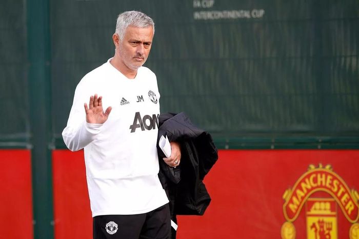 Tiết lộ của Mourinho nói lên tình hình ở MU