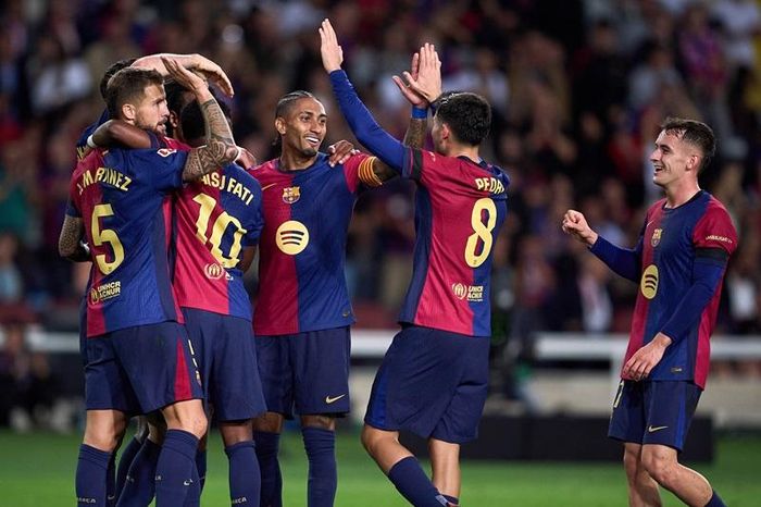 Barcelona tiến sát ngôi đầu sau chiến thắng 4-1 trước Sevilla