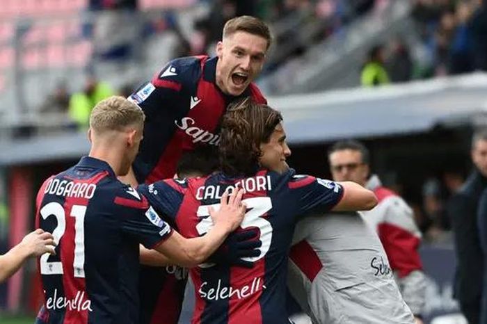 CLB Bologna nỗ lực chạy đua top 4 Serie A