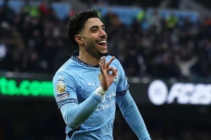 Cú lốp bóng của Marmoush khiến fan Man City phát cuồng