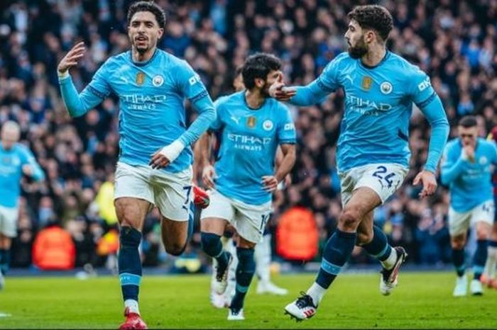 Viện binh xuất sắc, Man City trở lại cuộc chơi