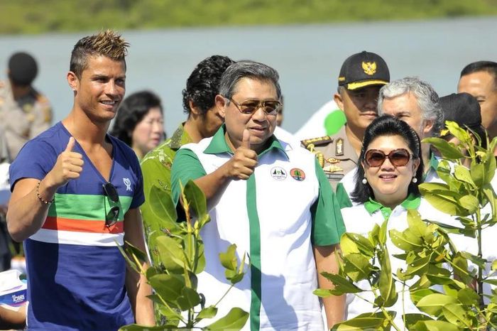 Ronaldo đến Indonesia