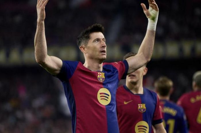 Lewandowski tỏa sáng, Barca vươn lên chiếm ngôi đầu La Liga 2024/25