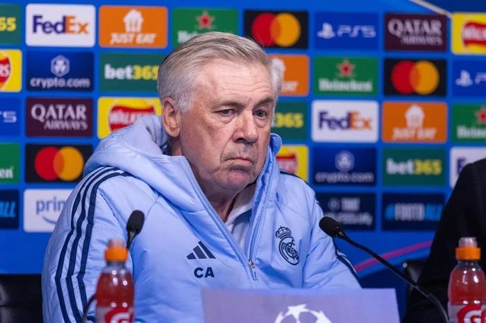 Ancelotti bất đồng quan điểm với Pep Guardiola