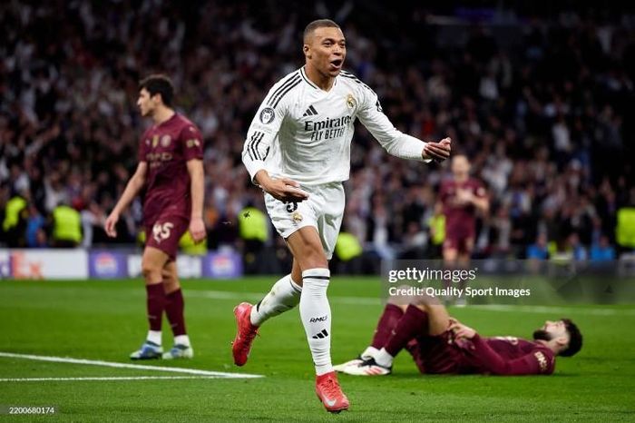 Mbappe lập hat-trick, Real Madrid vào vòng 1/8 Champions League