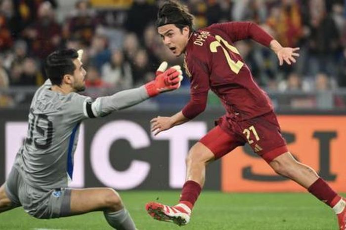 Porto gục ngã trước AS Roma, Ajax ngược dòng giành vé Europa League