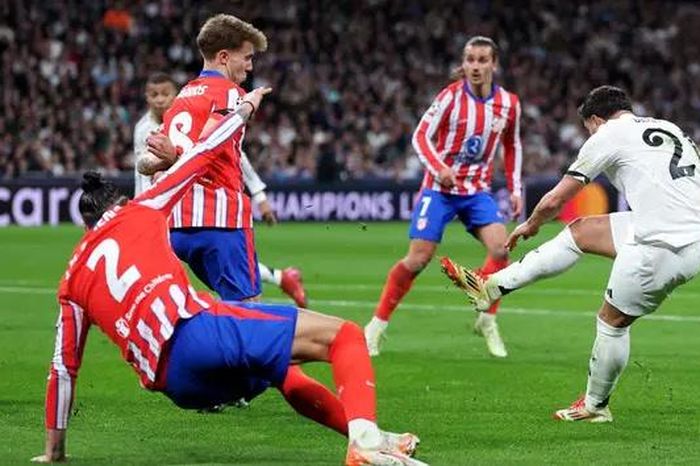 Real Madrid giành lợi thế lượt đi vòng 1/8 Champions League