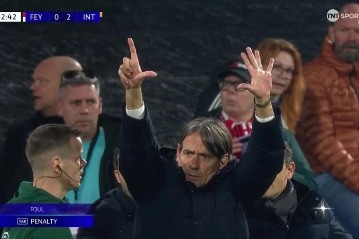 Cái phất tay hóa thảm họa ở Champions League