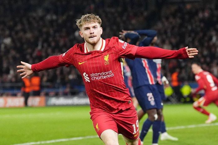 Champions League: Liverpool chật vật hạ PSG, Bayern vùi dập Leverkusen