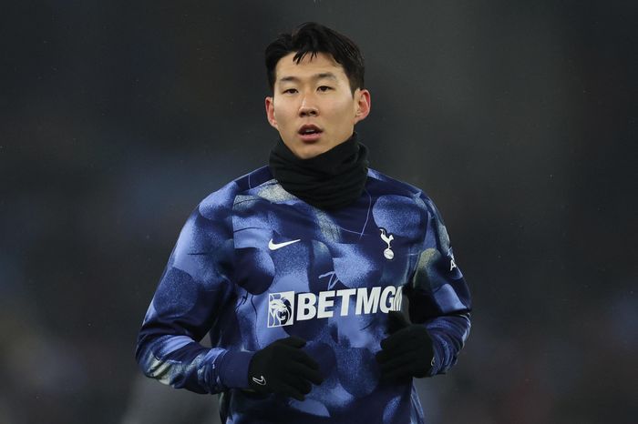 Son Heung-min tức giận
