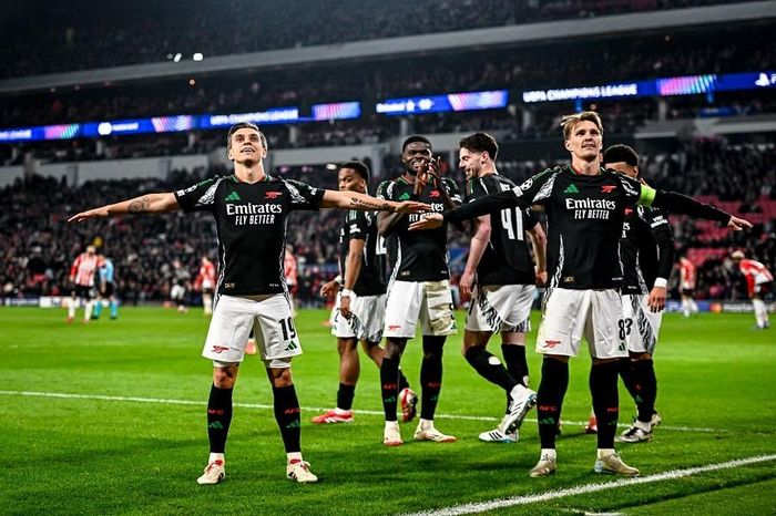 Những trận knock-out có tỷ số cách biệt nhất ở Champions League