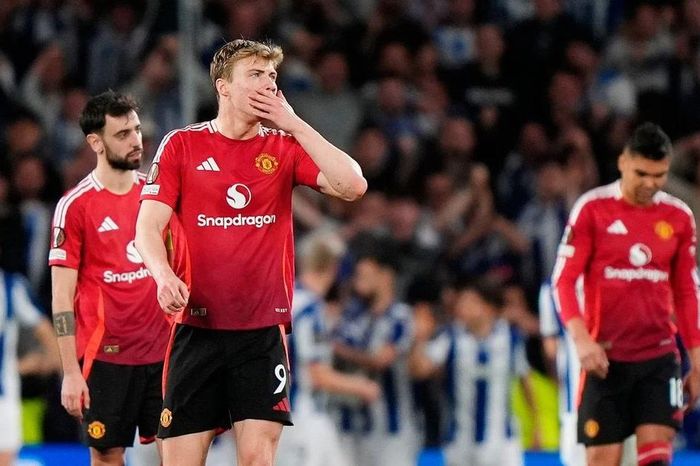 Europa League: Manchester United tiếc nuối, Tottenham thua sốc