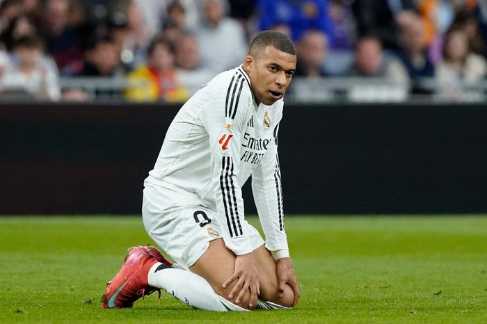 Mọi ánh mắt đổ dồn về Mbappe