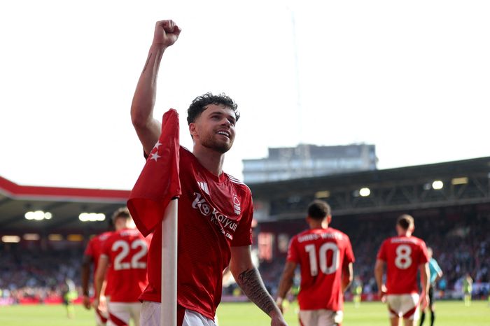 Nottingham giành chiến thắng lịch sử trước Man City