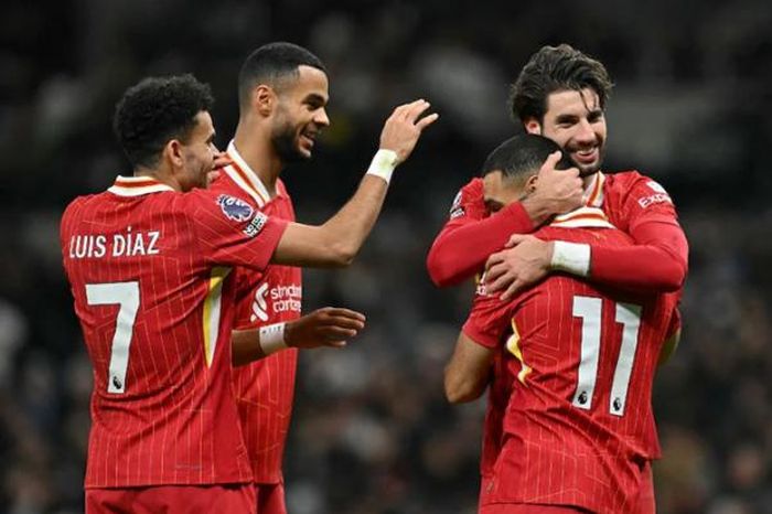 22 giờ hôm nay (8/3), Liverpool - Southamton: Củng cố ngôi đầu