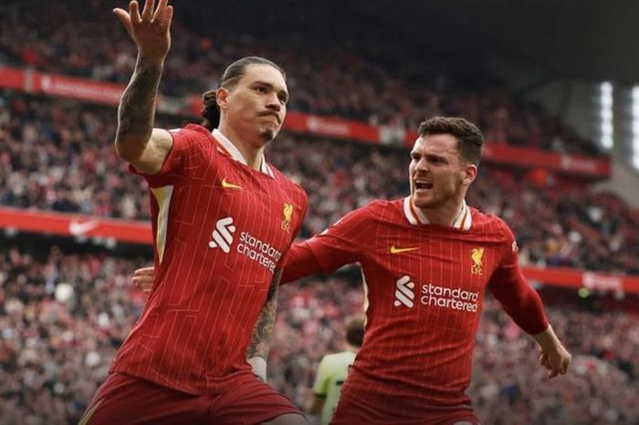 Ngược dòng hạ Southampton, Liverpool thăng hoa trên đỉnh bảng