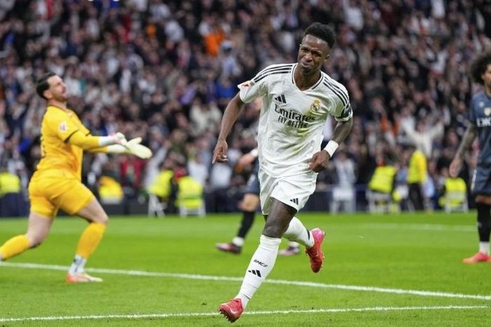 Pha bóng độc diễn của Vinicius