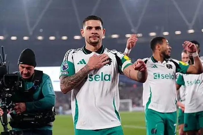Newcastle nhọc nhằn giành điểm trên sân West Ham