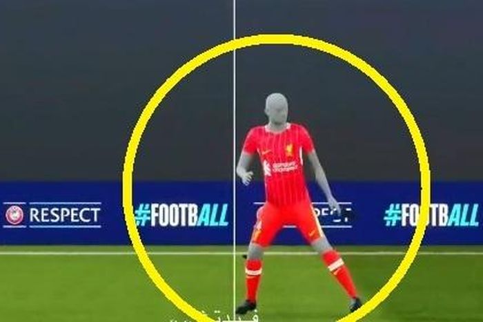 Tranh cãi trong ngày Liverpool bị loại