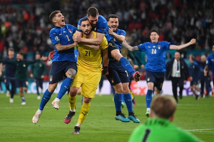 Italy khơi lại nỗi đau của tuyển Anh