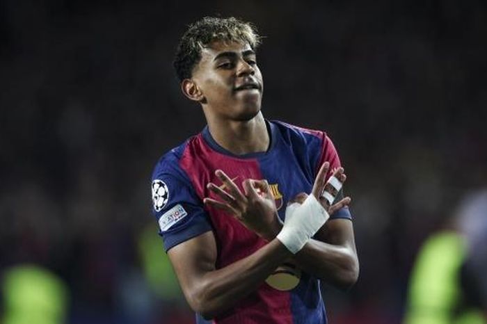 Lamine Yamal phá kỷ lục tại UEFA Champions League