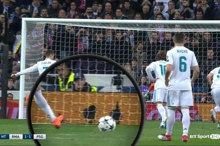 Alvarez gợi lại cú đá 11 m 'ma thuật' của Ronaldo