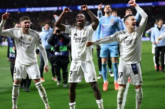 Real Madrid tiến vào tứ kết Champions League sau loạt luân lưu kịch tính