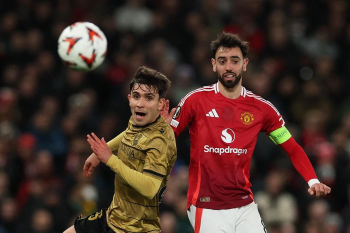 Bruno Fernandes từng muốn rời MU