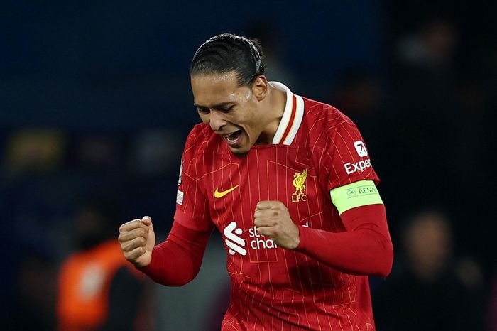Liverpool nhắm 3 trung vệ thay Van Dijk