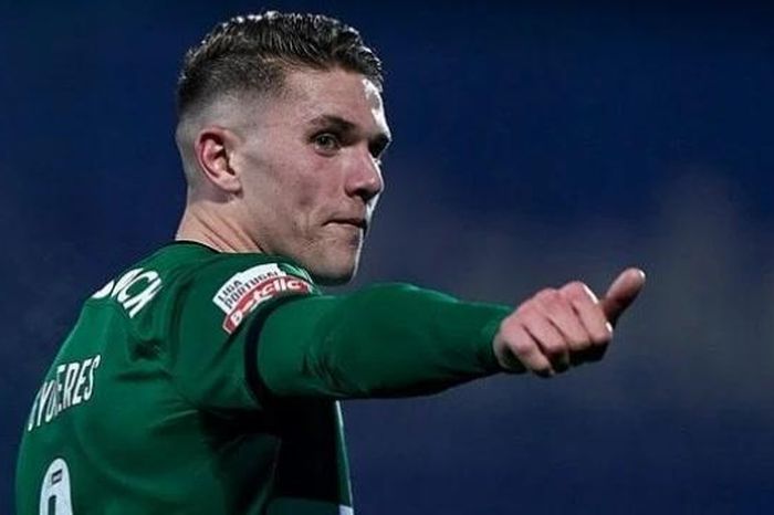 Man United có loạt quyết định quan trọng về nhân sự